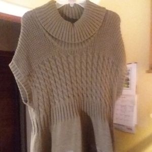 Dress Barn short sleeve sweater